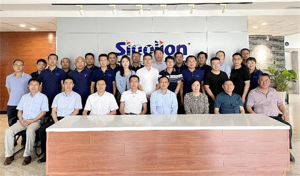 冰輪環(huán)境、產(chǎn)研基金戰(zhàn)略投資山東深藍(lán)股權(quán)交割簽約儀式正式舉行